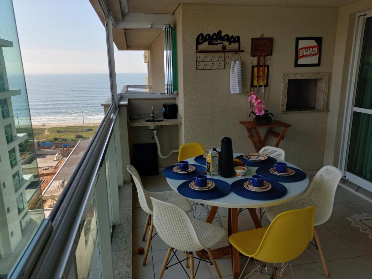 Apê estilo Resort c/ pé na areia e vista mar, próximo ao Beto Carrero Piçarras Esterno foto