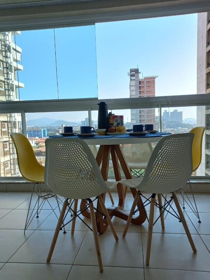 Apê estilo Resort c/ pé na areia e vista mar, próximo ao Beto Carrero Piçarras Esterno foto