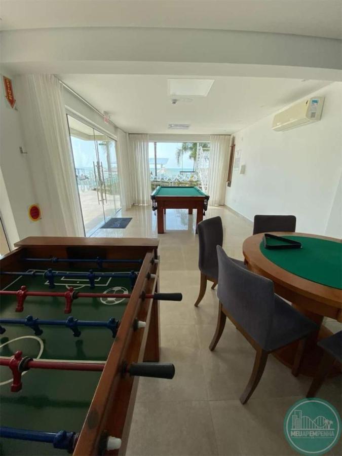 Apê estilo Resort c/ pé na areia e vista mar, próximo ao Beto Carrero Piçarras Esterno foto