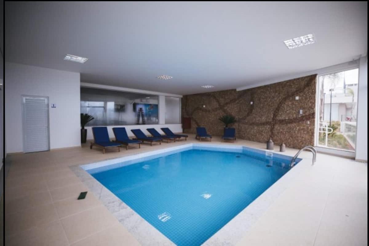 Apê estilo Resort c/ pé na areia e vista mar, próximo ao Beto Carrero Piçarras Esterno foto