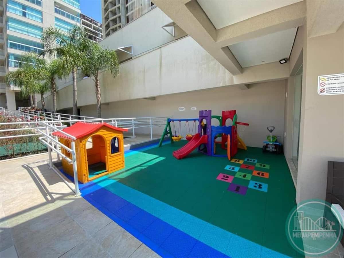 Apê estilo Resort c/ pé na areia e vista mar, próximo ao Beto Carrero Piçarras Esterno foto